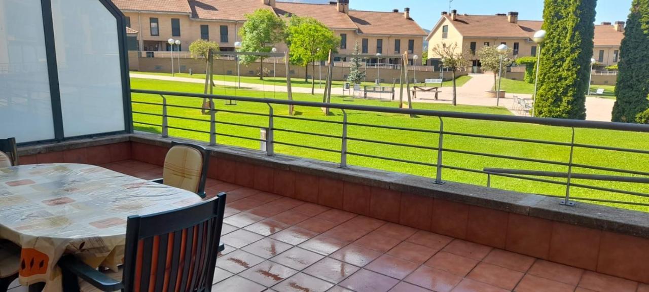 Monteperdido Jaca Apartment Exterior photo
